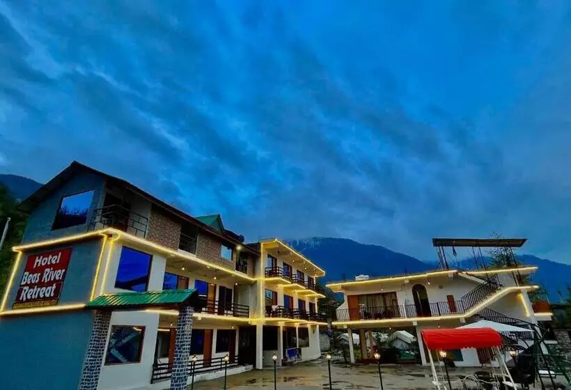 ホテル The Beas Riverside Resort, Manali