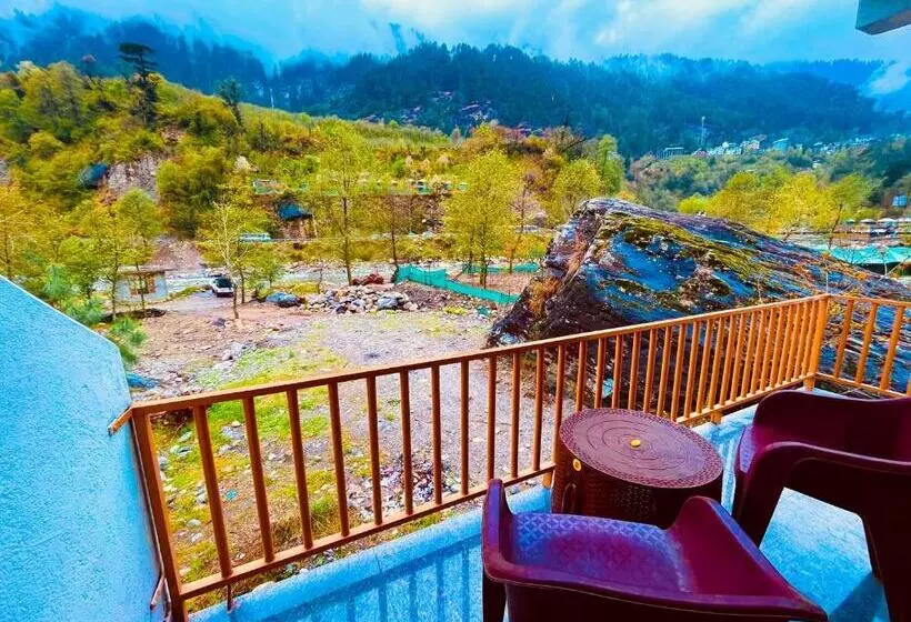 ホテル The Beas Riverside Resort, Manali
