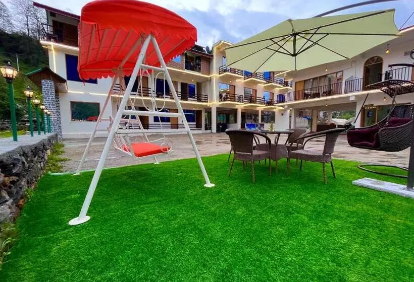 ホテル The Beas Riverside Resort, Manali