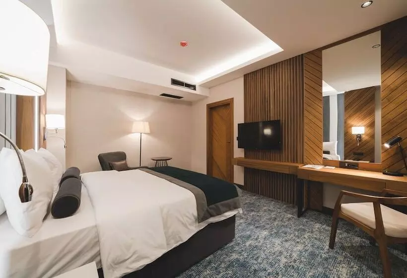 Bristol Hotel Podgorica