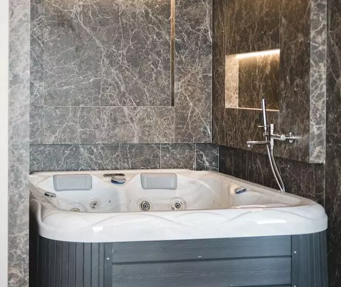 Bristol Hotel Podgorica
