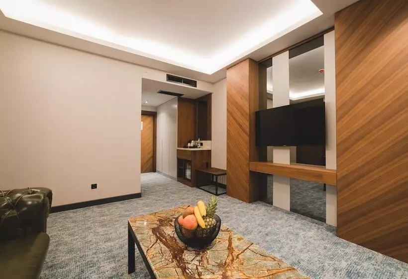 Bristol Hotel Podgorica