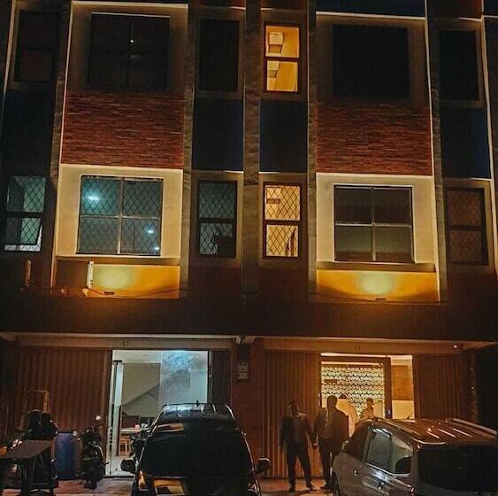 בית מלון כפרי Capital