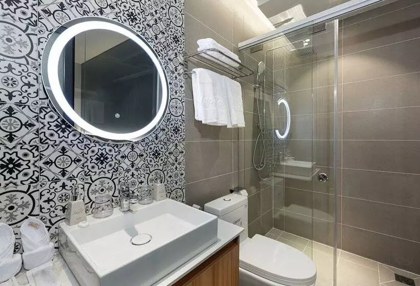 Laputa Hotel Phu Quoc