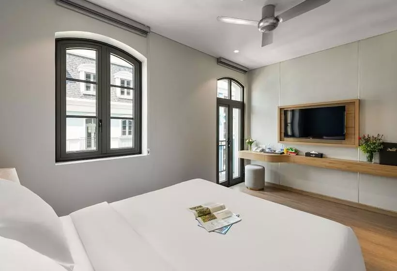 Laputa Hotel Phu Quoc