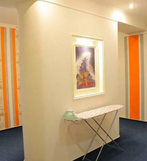 Uneed Rooms Podil