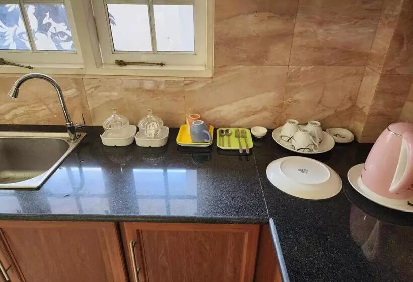 ユースホステル Kith And Kin