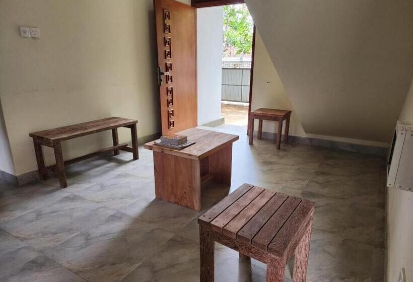 호스텔 Kith And Kin