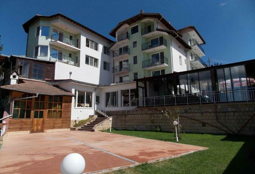 Hotell хотел панорама доспат