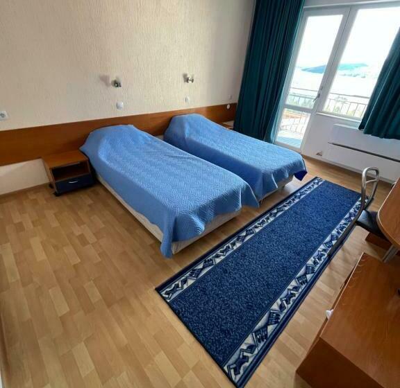 Hotell хотел панорама доспат