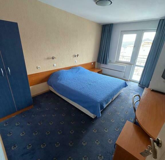 Hotell хотел панорама доспат