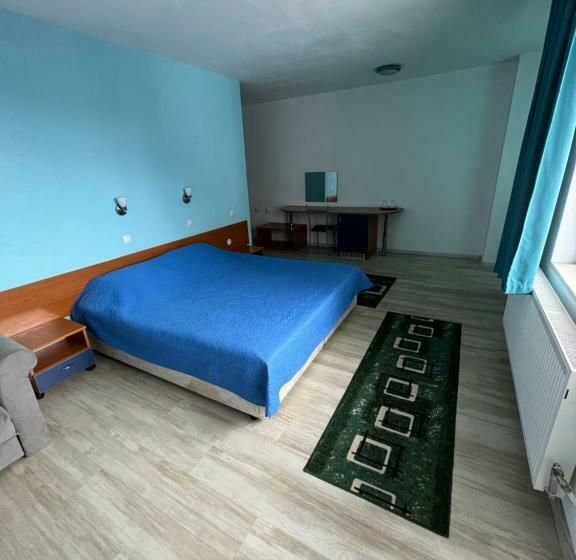 Hotell хотел панорама доспат