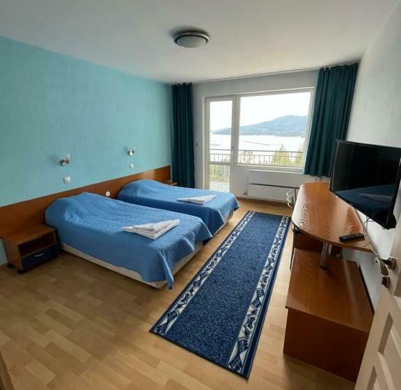 Hotell хотел панорама доспат