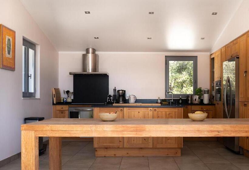 تختخواب و صبحانه Domaine De L Enclos