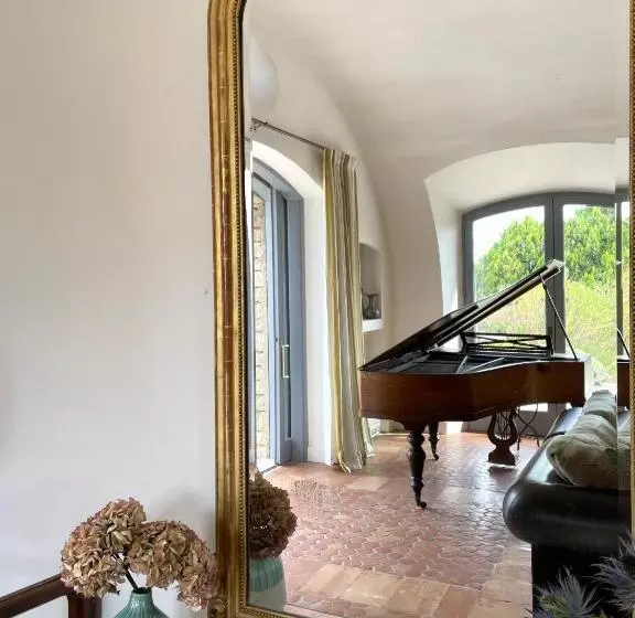 تختخواب و صبحانه Domaine De L Enclos