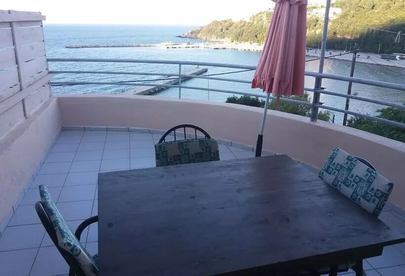 Harbour View Oceanis Apartments