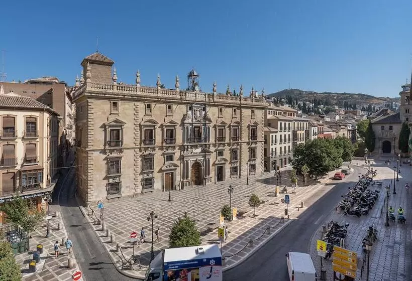 Hôtel (catégorie 1/2 *) AMC Granada