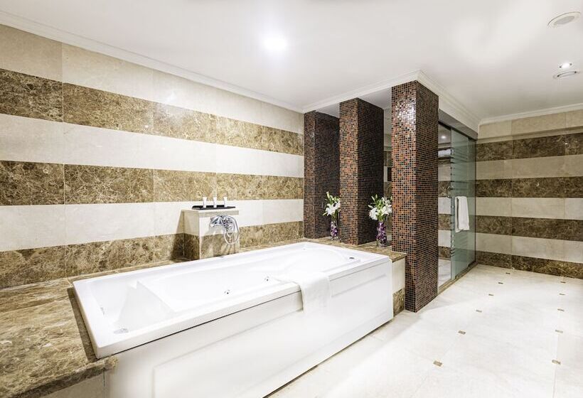 هتل Al Aqeeq Madinah