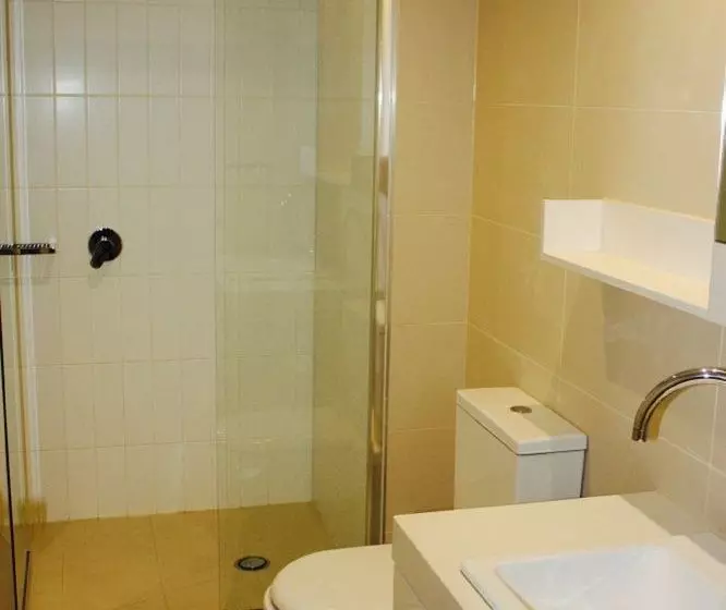 Отель Apartments Melbourne Domain - South Melbourne Albert Road