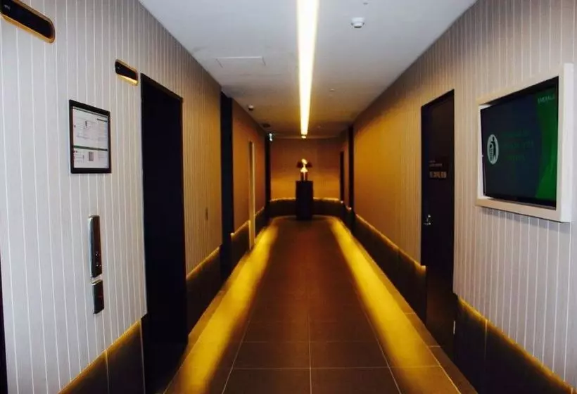 Отель Apartments Melbourne Domain - South Melbourne Albert Road