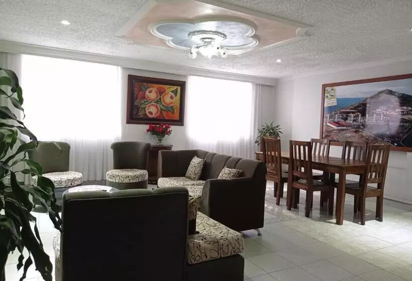 هتل Ayenda 1506 La Puerta Del Sol