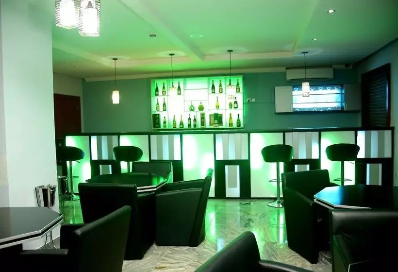 هتل Best Western Plus Elomaz