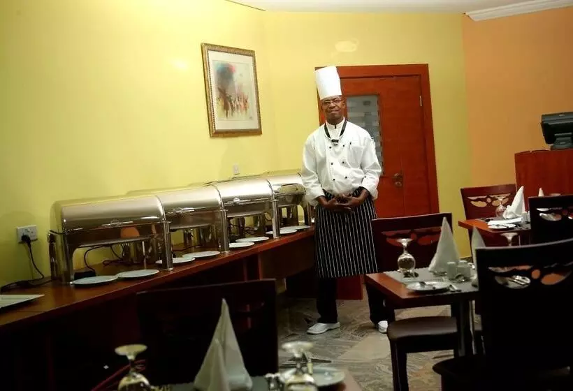 هتل Best Western Plus Elomaz