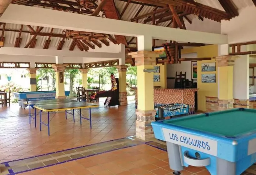 فندق Campestre Los Chiguiros