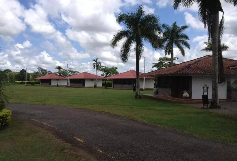 فندق Campestre Los Chiguiros