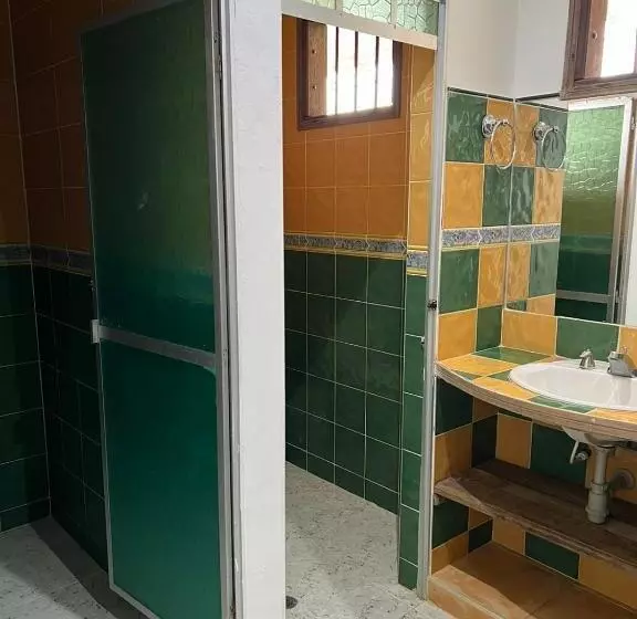 فندق Campestre Los Chiguiros