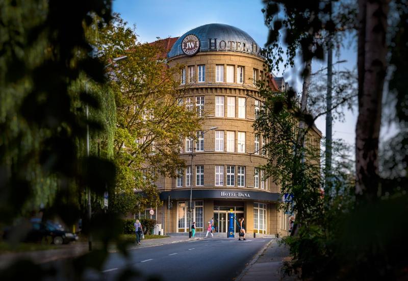 בית מלון כפרי Dana Business & Conference