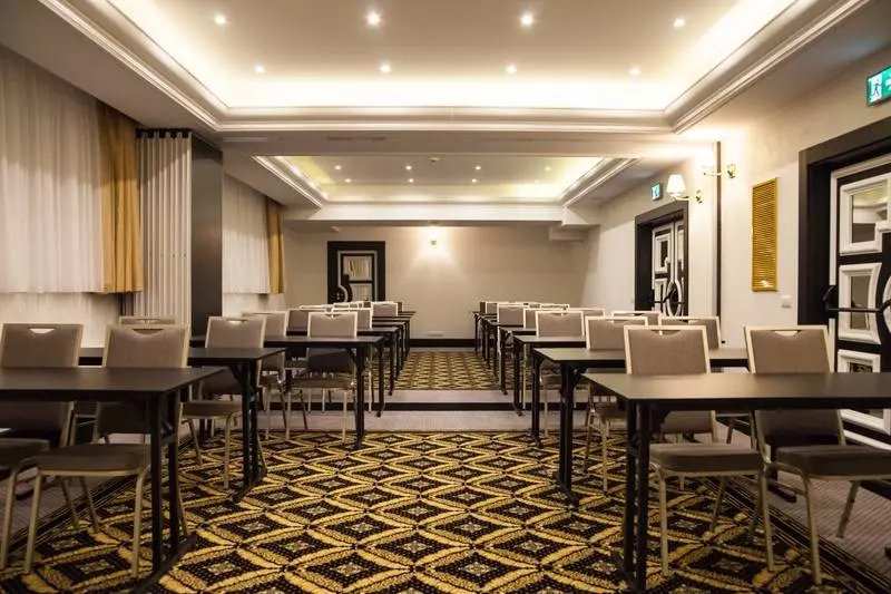 בית מלון כפרי Dana Business & Conference