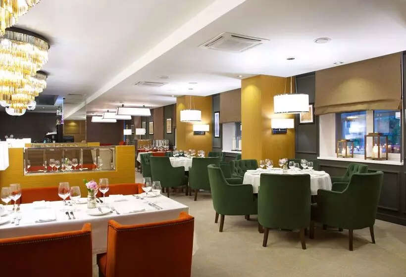 בית מלון כפרי Doubletree By Hilton Kazan City Center