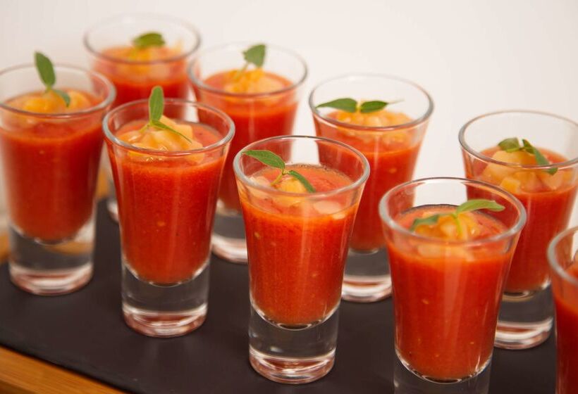 فندق Doubletree By Hilton Kazan City Center