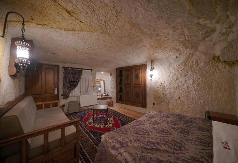 هتل Fairyland Cave