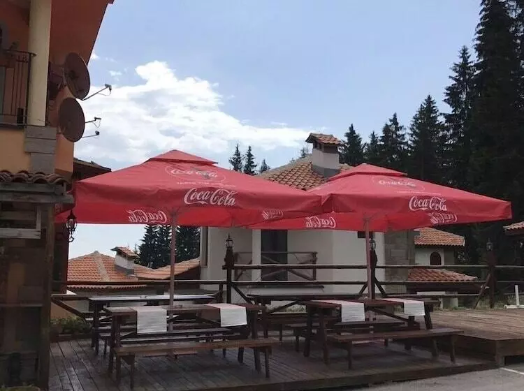 酒店 Forest Glade апартаменти и стаи за гости