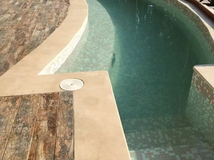 酒店 Forest Glade апартаменти и стаи за гости