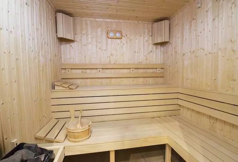 酒店 Forest Glade апартаменти и стаи за гости