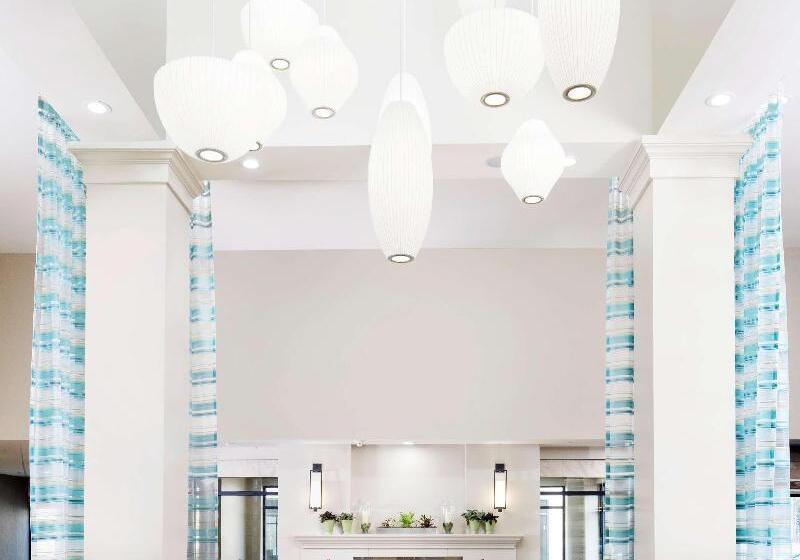 هتل Hilton Garden Inn Longview