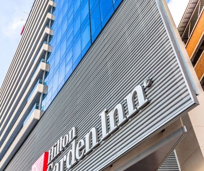 בית מלון כפרי Hilton Garden Inn Montevideo