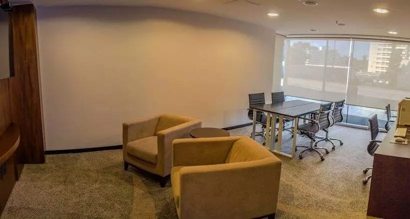 בית מלון כפרי Hilton Garden Inn Montevideo