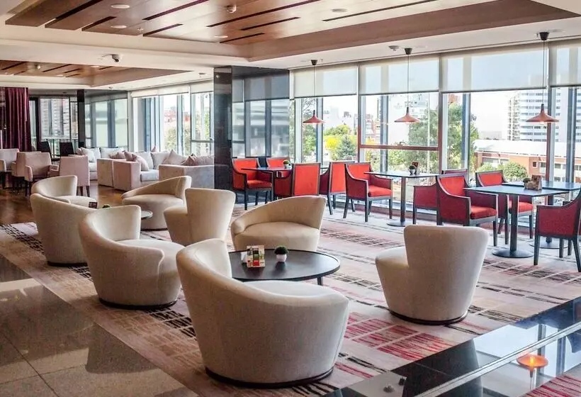 בית מלון כפרי Hilton Garden Inn Montevideo