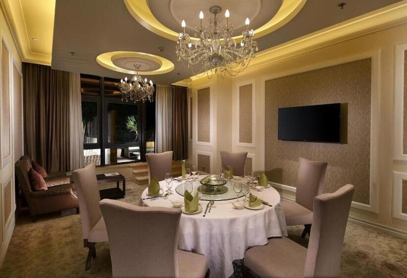 Lia Charlton Hotel Shenzhen