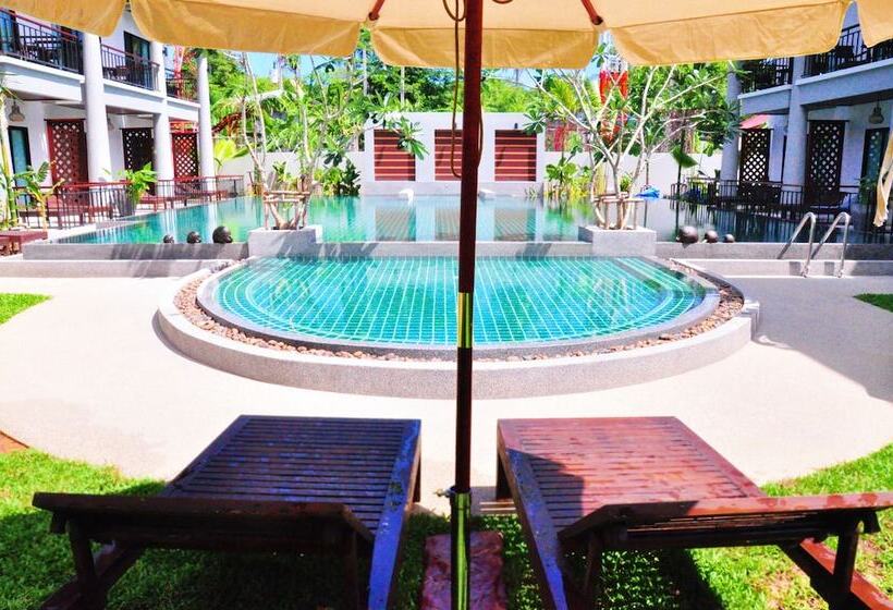 فندق Navatara Phuket Resort   Sha Extra Plus