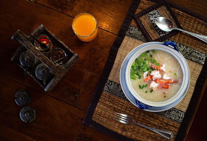 فندق Navatara Phuket Resort   Sha Extra Plus