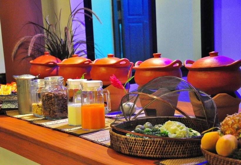 فندق Navatara Phuket Resort   Sha Extra Plus