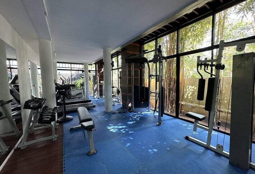 فندق Navatara Phuket Resort   Sha Extra Plus