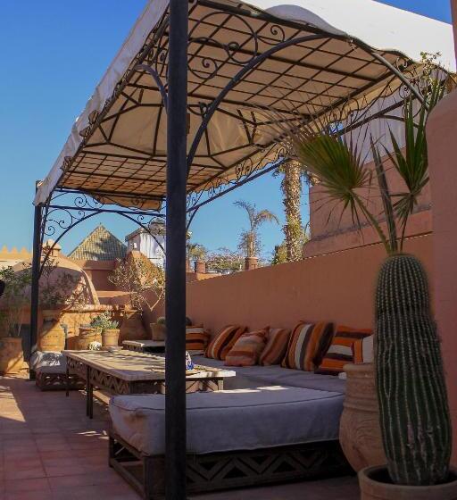 هتل Riad Dar Habiba By Garden Wonders