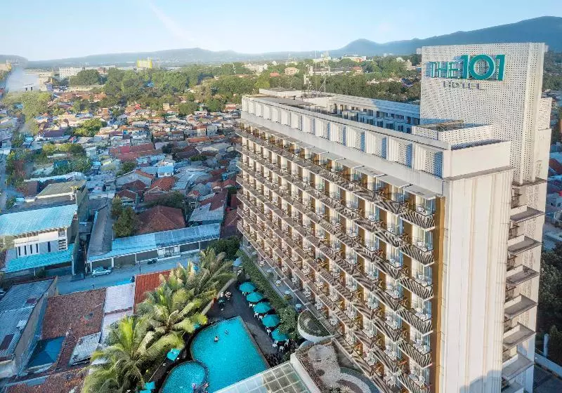 Hotel The 1o1 Bogor Suryakancana