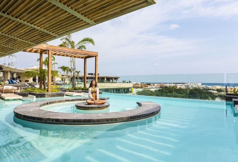 فندق Hyatt Centric Playa Del Carmen   Downtown House & Beach House